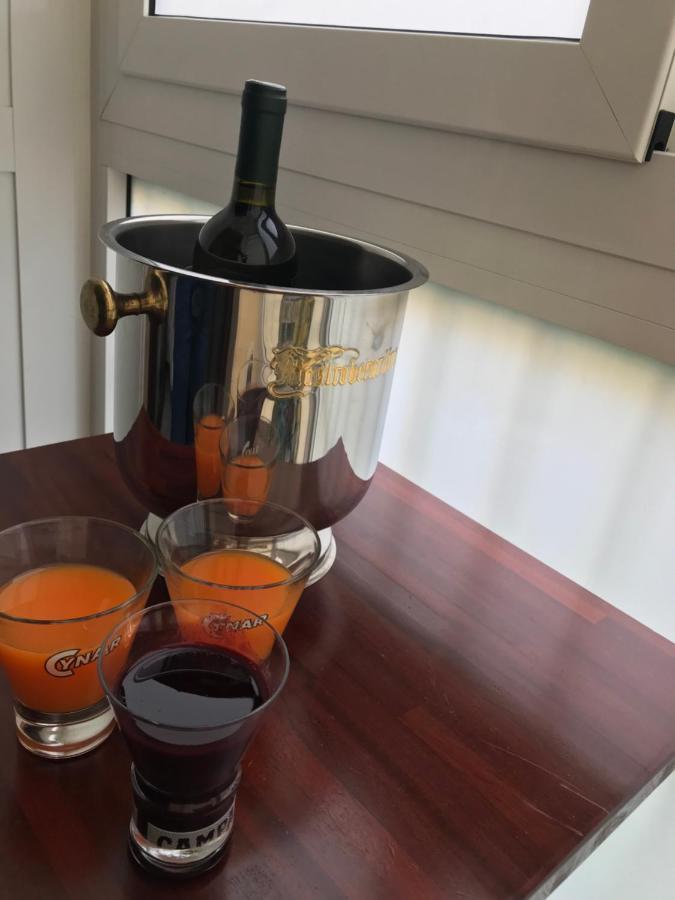Prestige Acomodação com café da manhã Nápoles Exterior foto