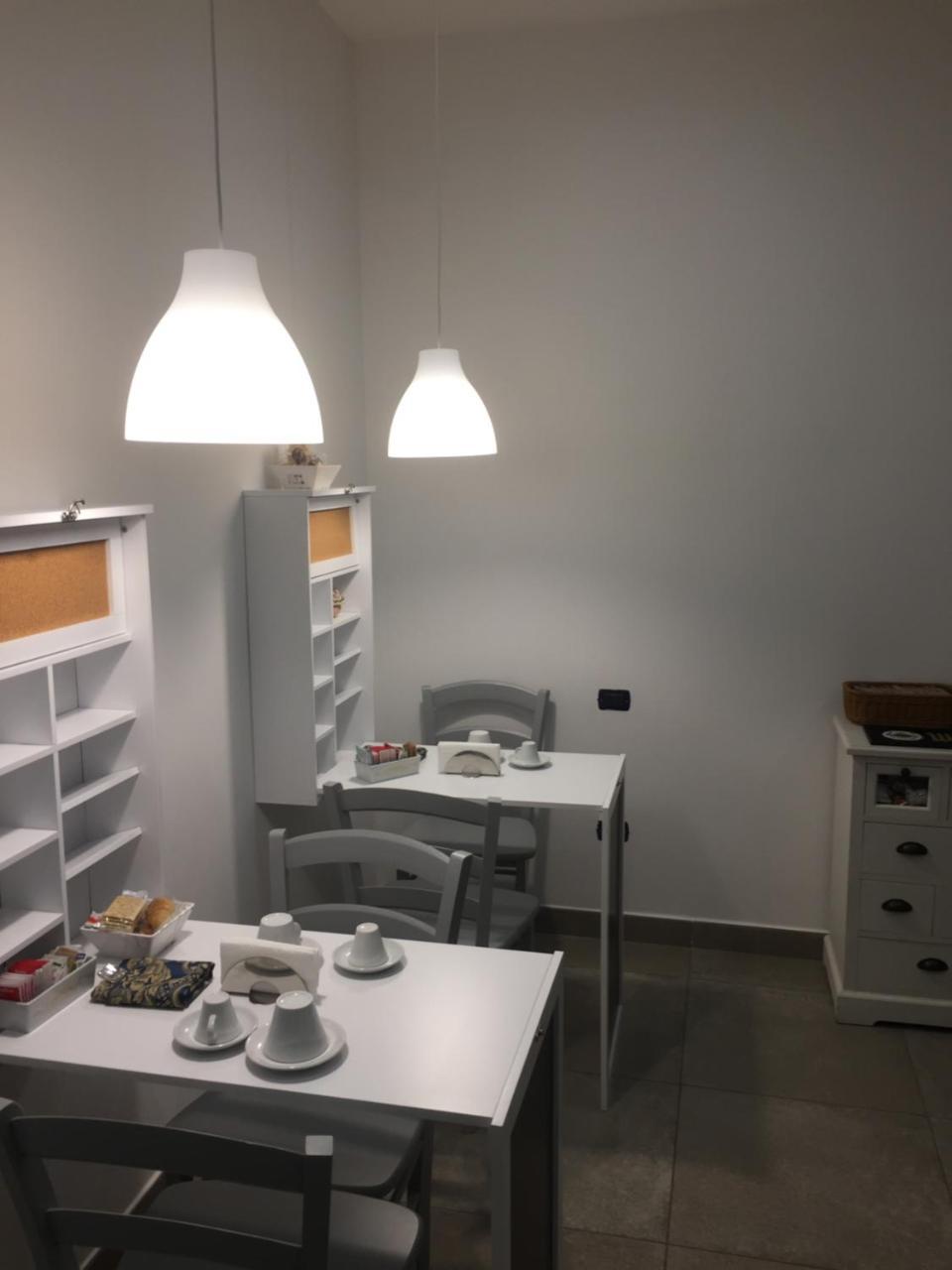 Prestige Acomodação com café da manhã Nápoles Exterior foto